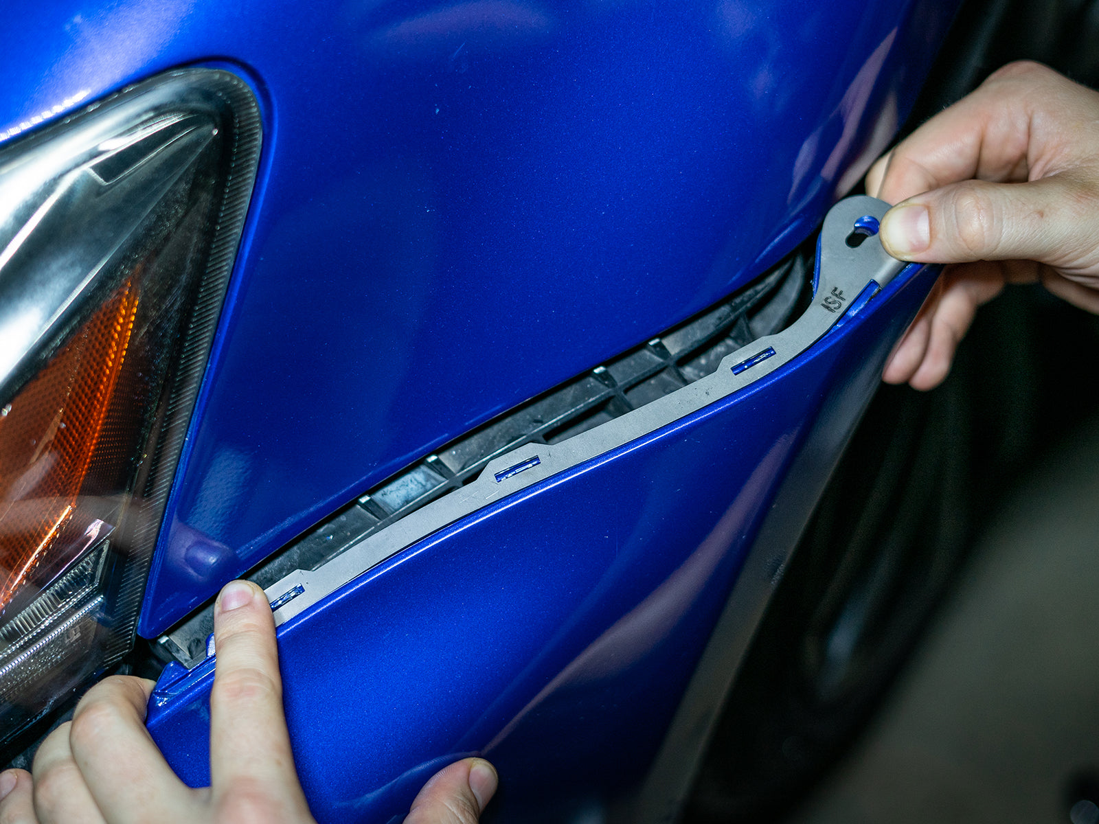 Lexus ISF Front Bumper Lifter Kit With Repair Plates