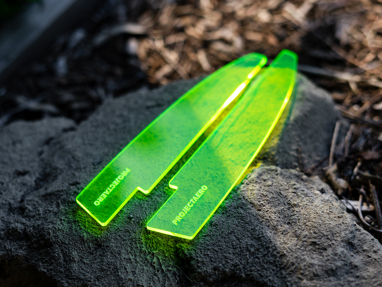 Universal Mirror Visors