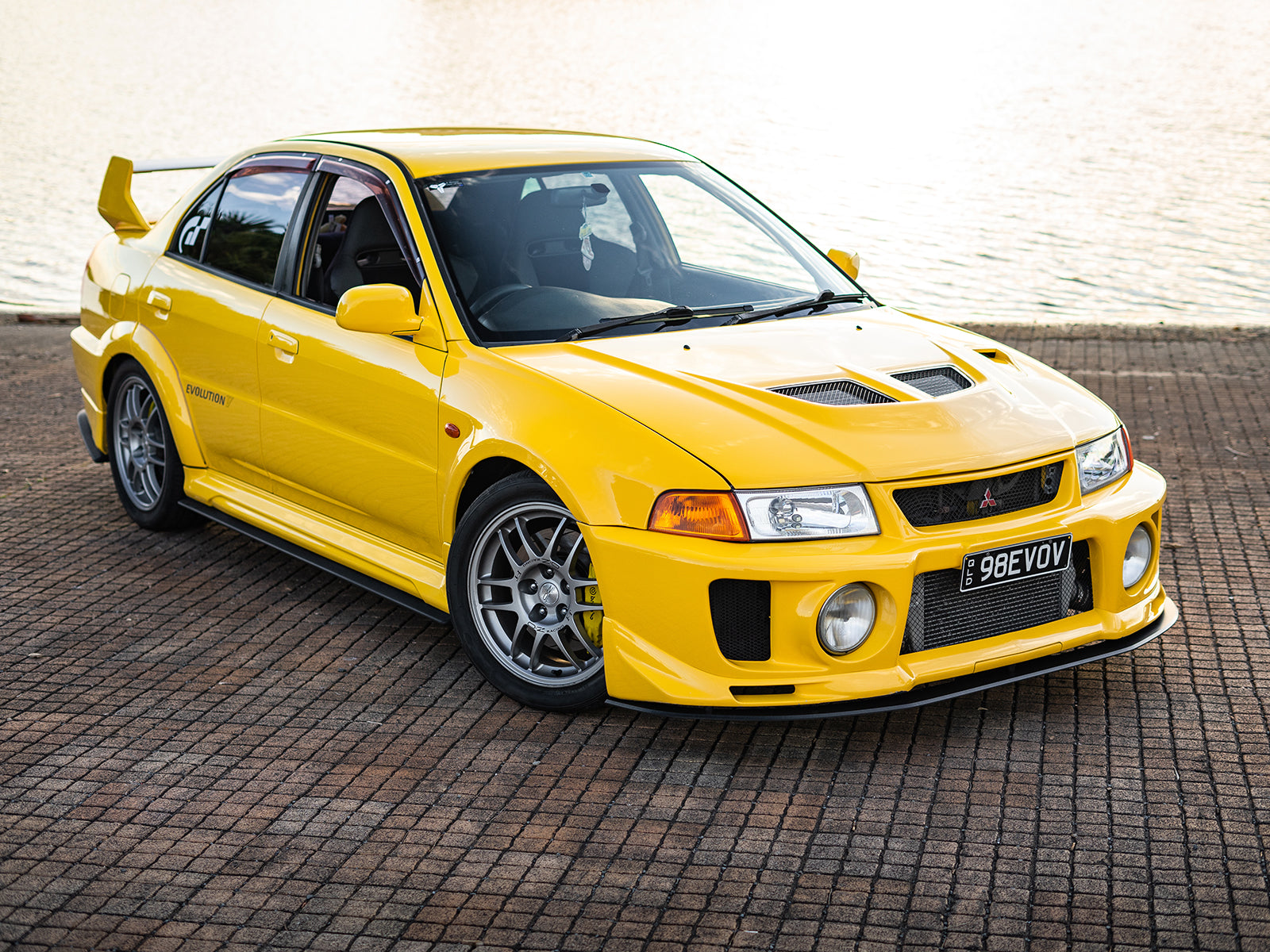 Mitsubishi Evo 5 Complete Splitter Lip Kit