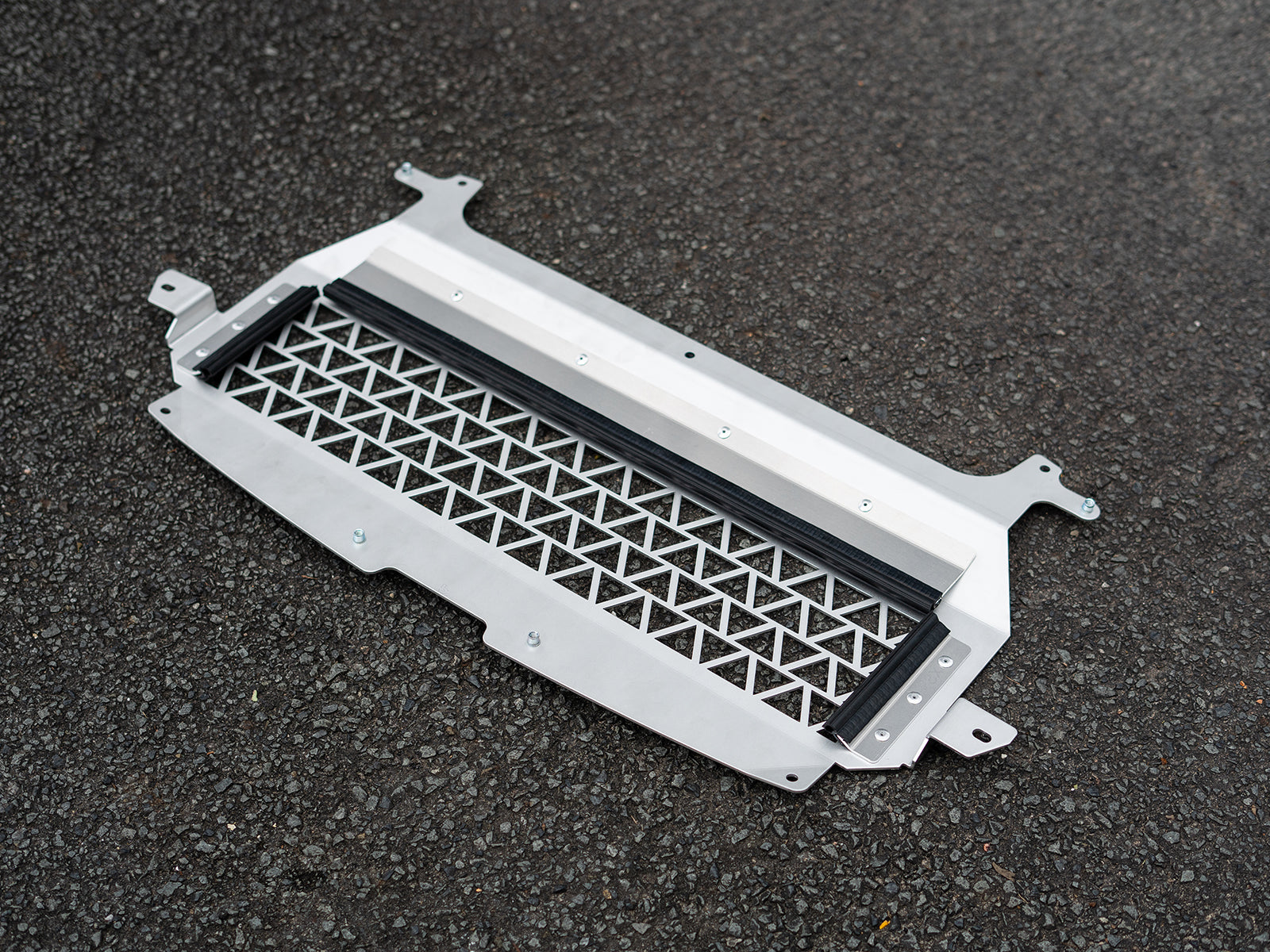 BMW F80 M3/F82 M4 Oil Cooler Bash Plate