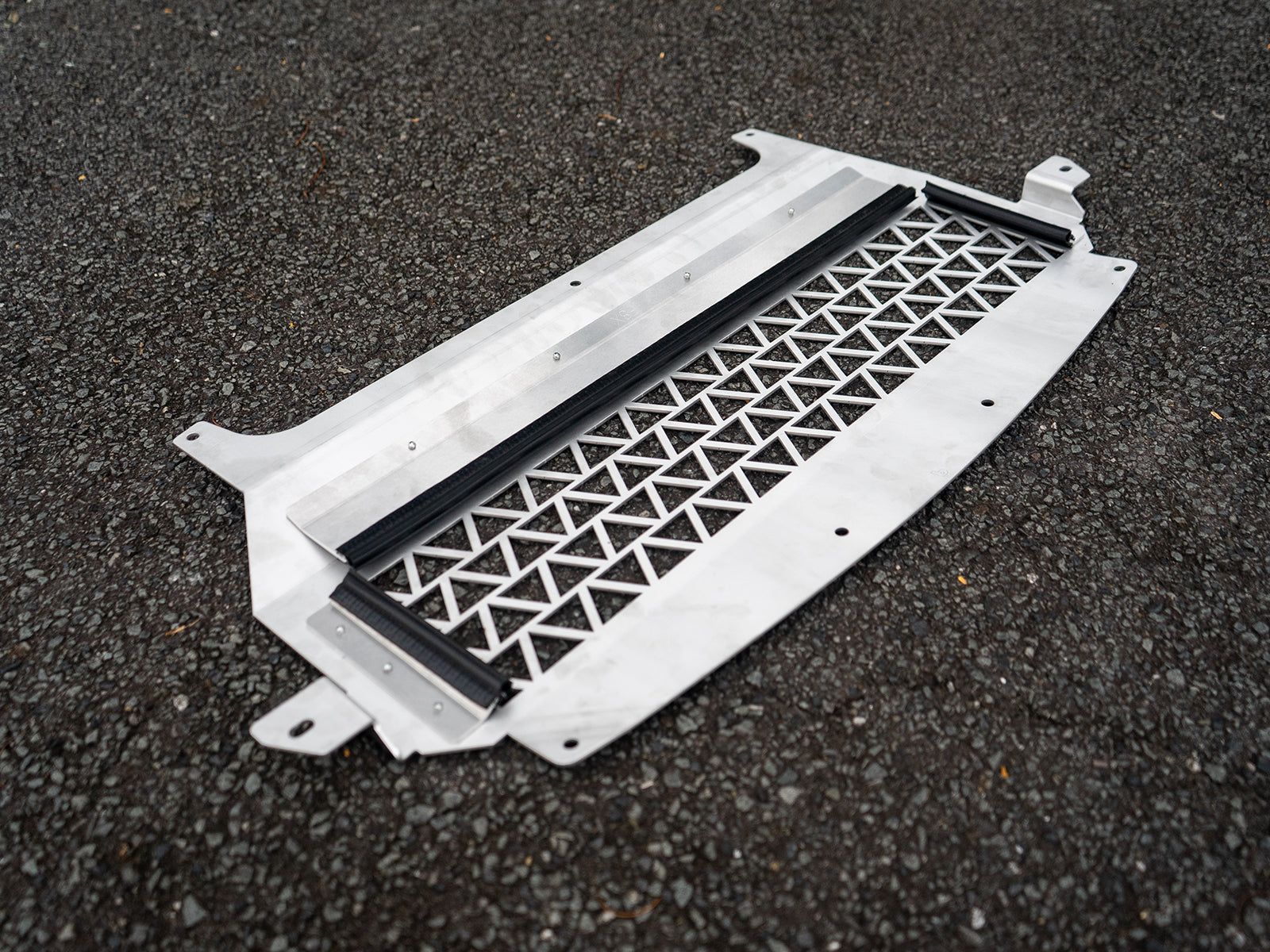 BMW F80 M3/F82 M4 Oil Cooler Bash Plate