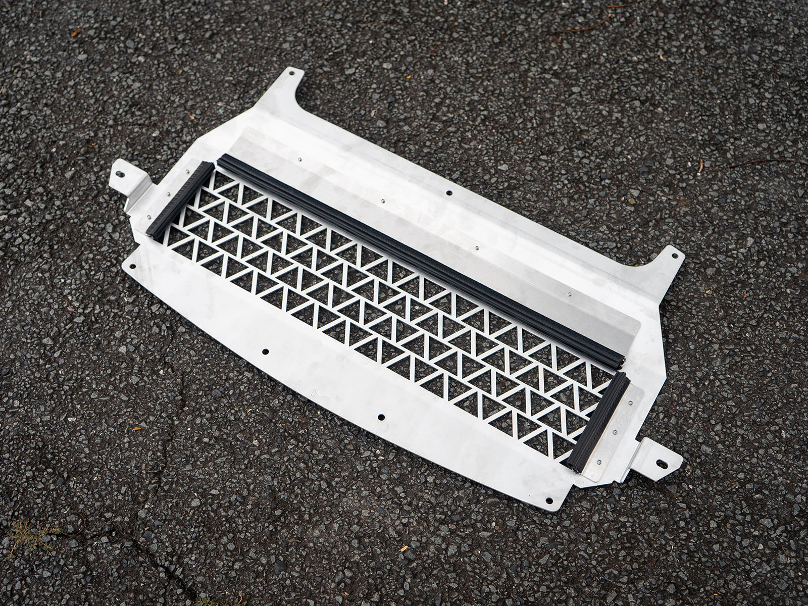 BMW F80 M3/F82 M4 Oil Cooler Bash Plate