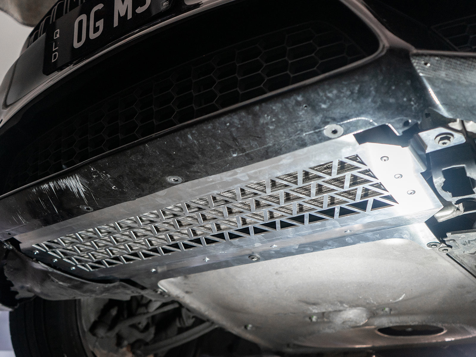 BMW F80 M3/F82 M4 Oil Cooler Bash Plate