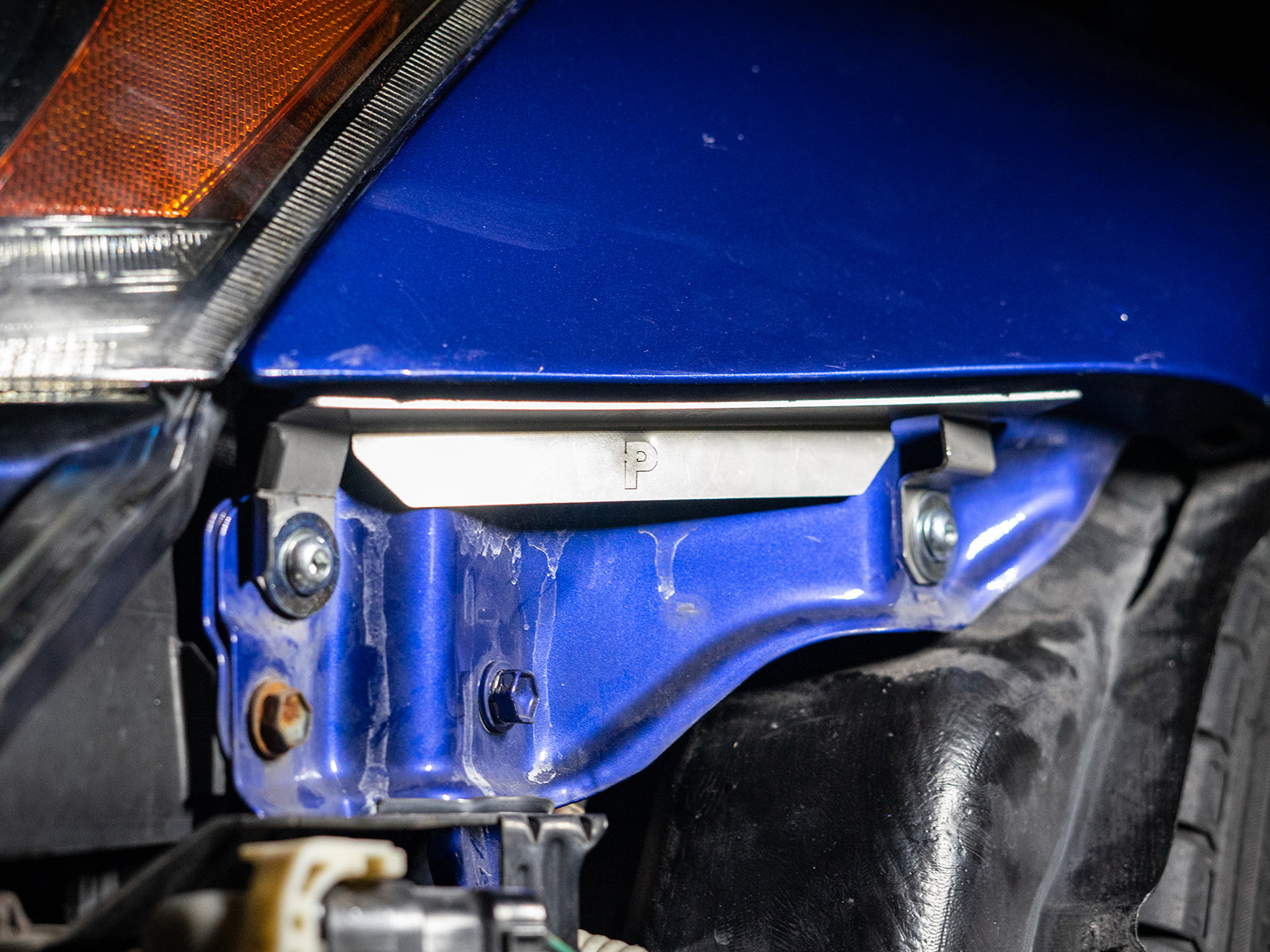 Lexus ISF Front Bumper Lifter Kit With Repair Plates