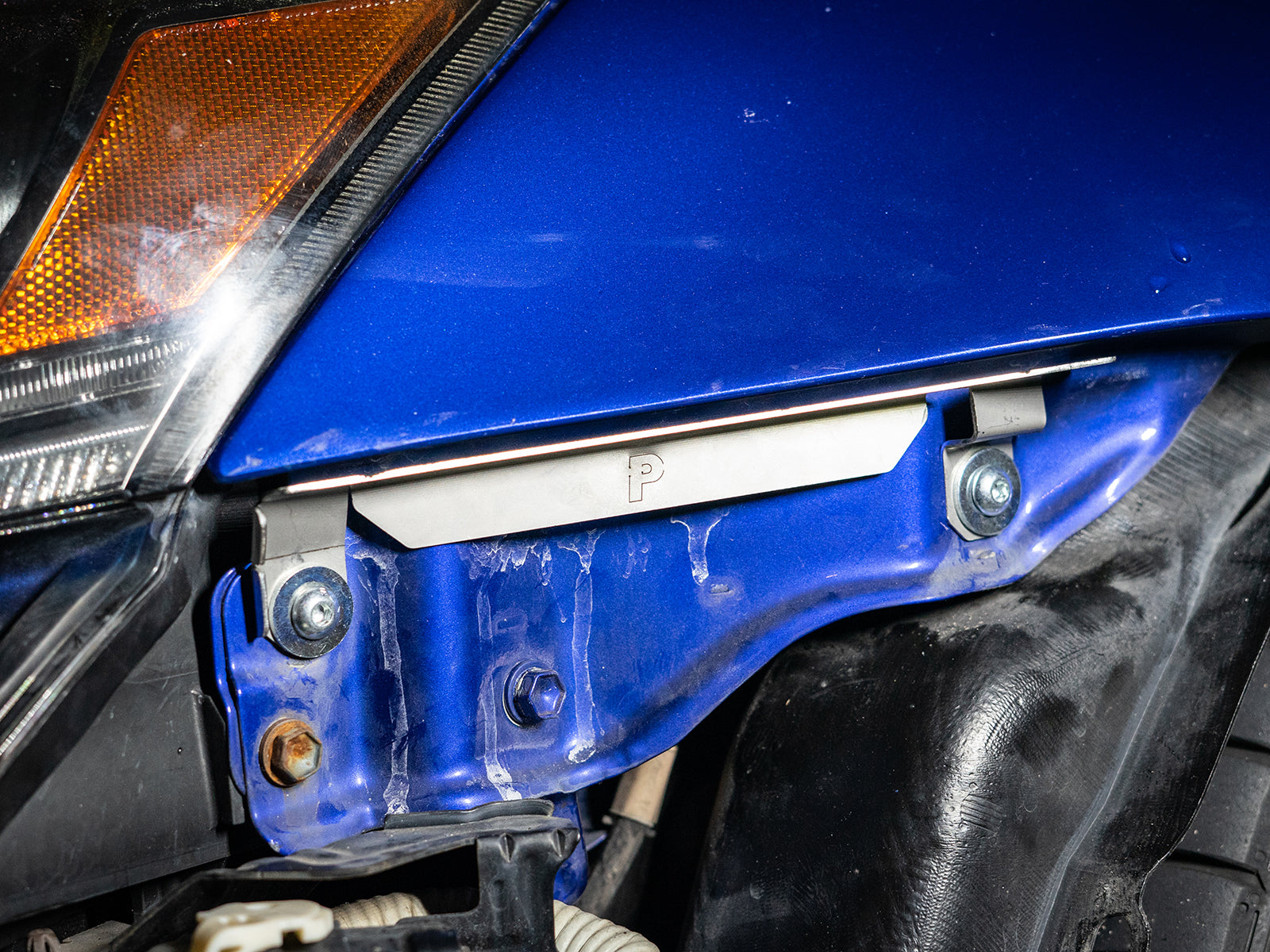 Lexus ISF Front Bumper Lifter Kit With Repair Plates