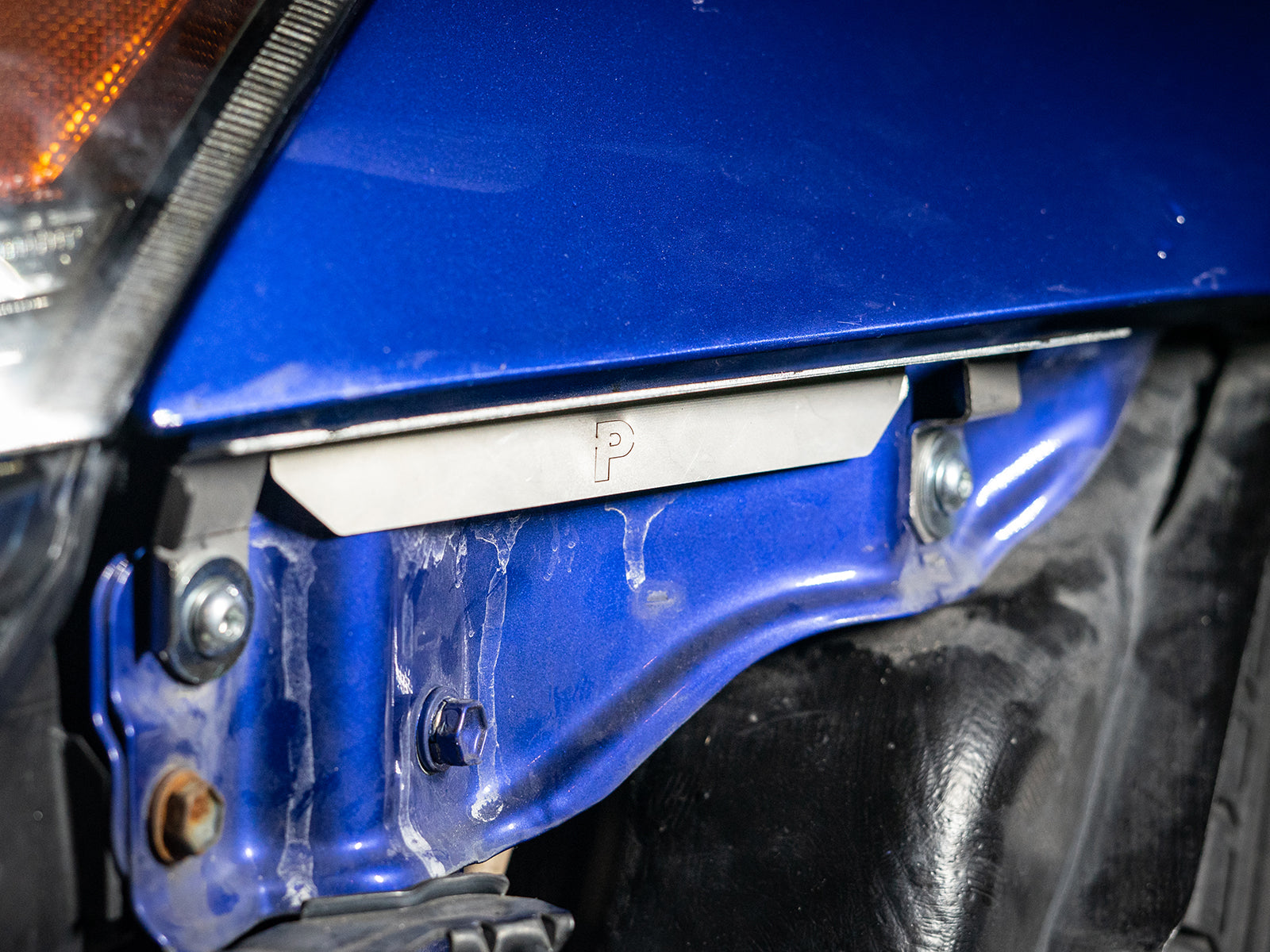 Lexus ISF Front Bumper Lifter Kit With Repair Plates