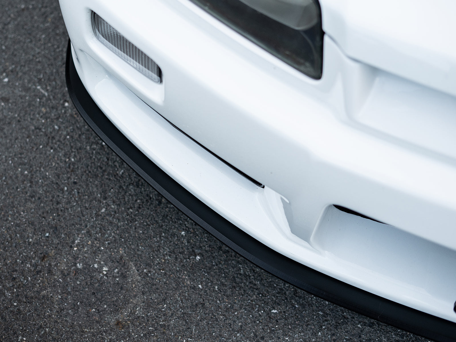 Nissan Skyline R34 Series 1 Front Splitter Lip