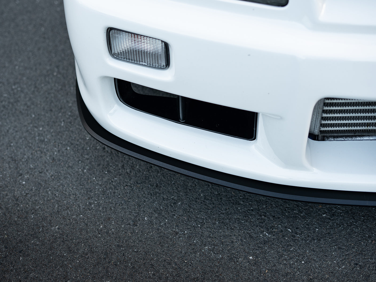 Nissan Skyline R34 Series 1 Front Splitter Lip