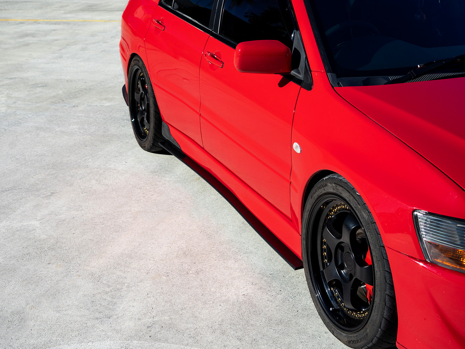 Project Aero Mitsubishi Evo 7, 8 and 9 side skirt extensions are a popular addition to any Evo creating a more subtle and look