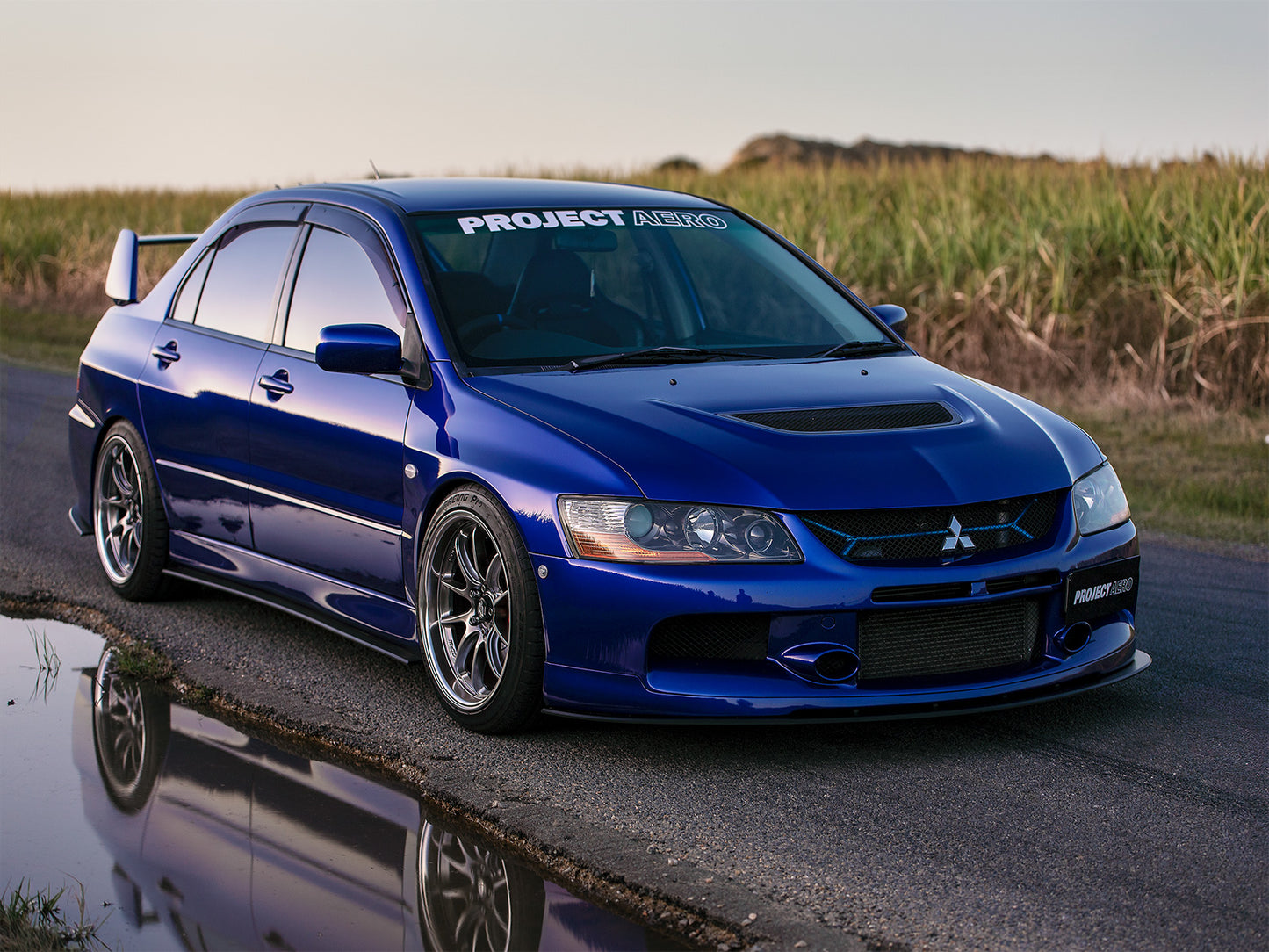 Project Aeros Evo 9 complete splitter lip kit is a perfect way to spice up your Evo 9, complimenting the OEM factory body kit