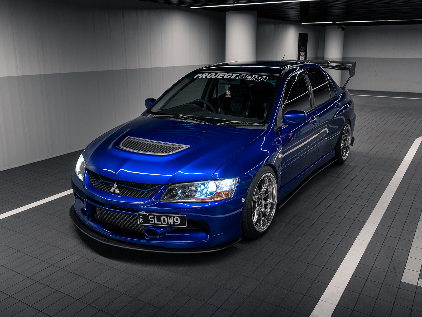 Project Aeros Evo 9 complete splitter lip kit is a perfect way to spice up your Evo 9, complimenting the OEM factory body kit