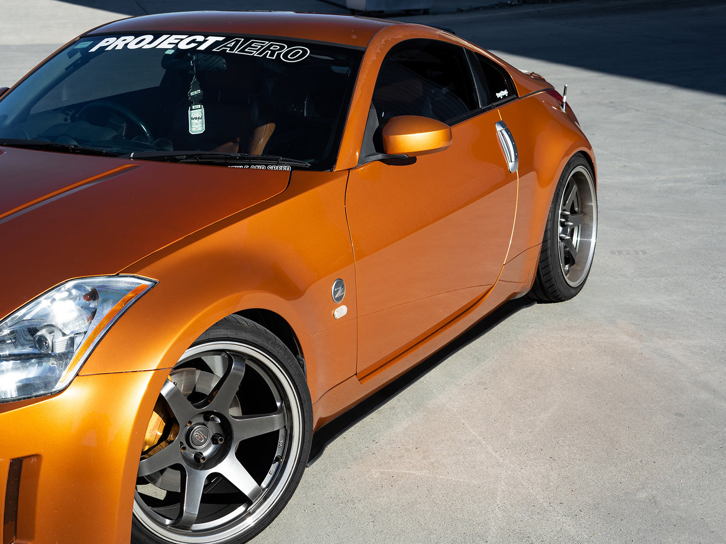 Project Aero 350z side skirt extensions compliment the factory side skirts and give your car a nice subtle aggressive look