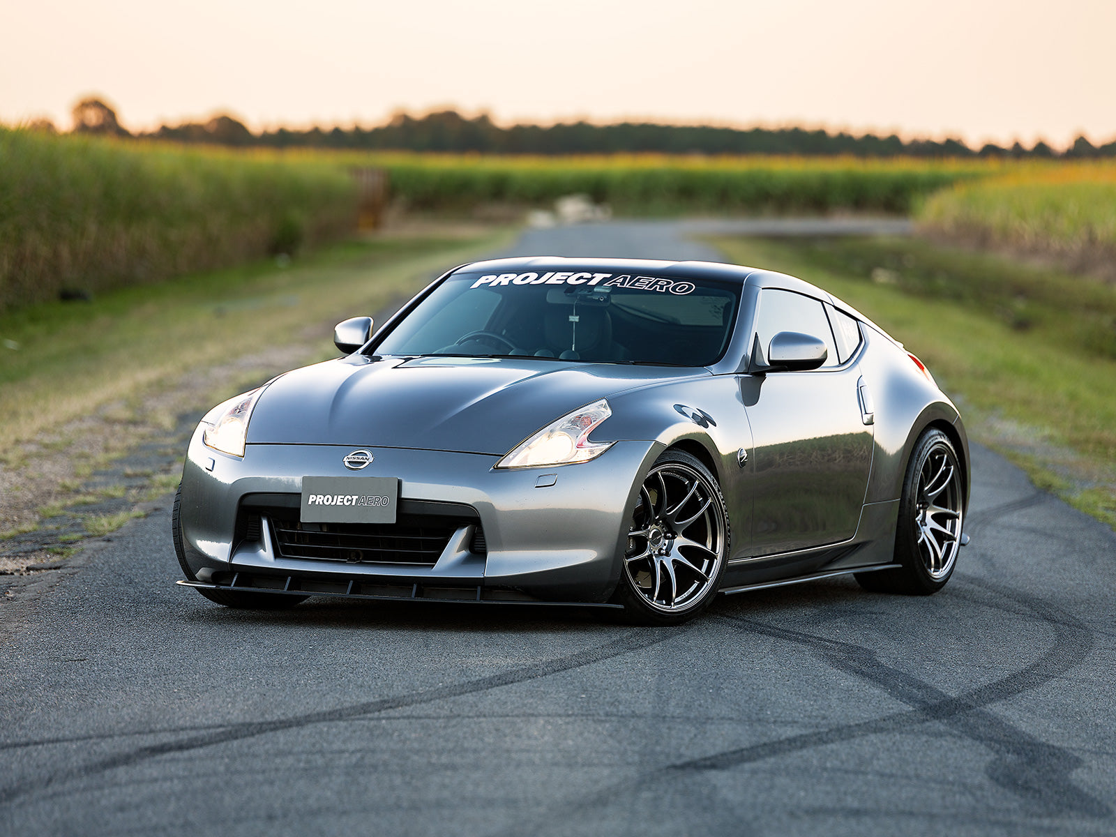 Complete splitter lip kit to suit the Nissan 370z. Splitters are a perfect addition to any 370z